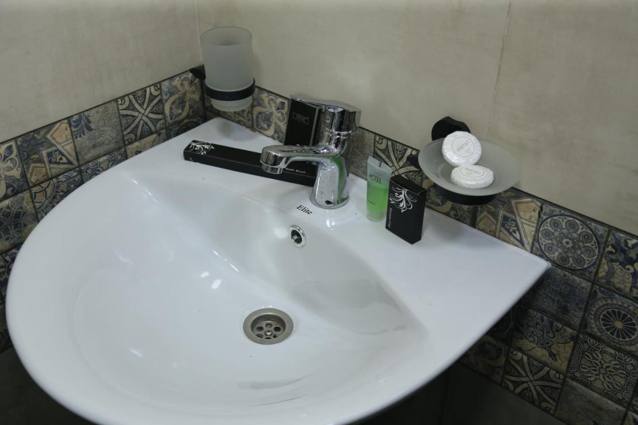 Hotel Maruna Sewan Zewnętrze zdjęcie